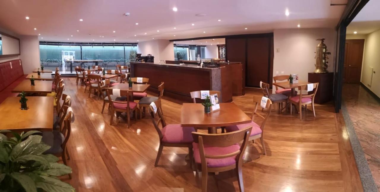 Hotel Estelar Suites Jones ボゴタ エクステリア 写真