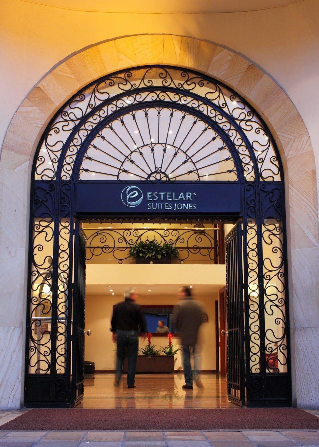 Hotel Estelar Suites Jones ボゴタ エクステリア 写真