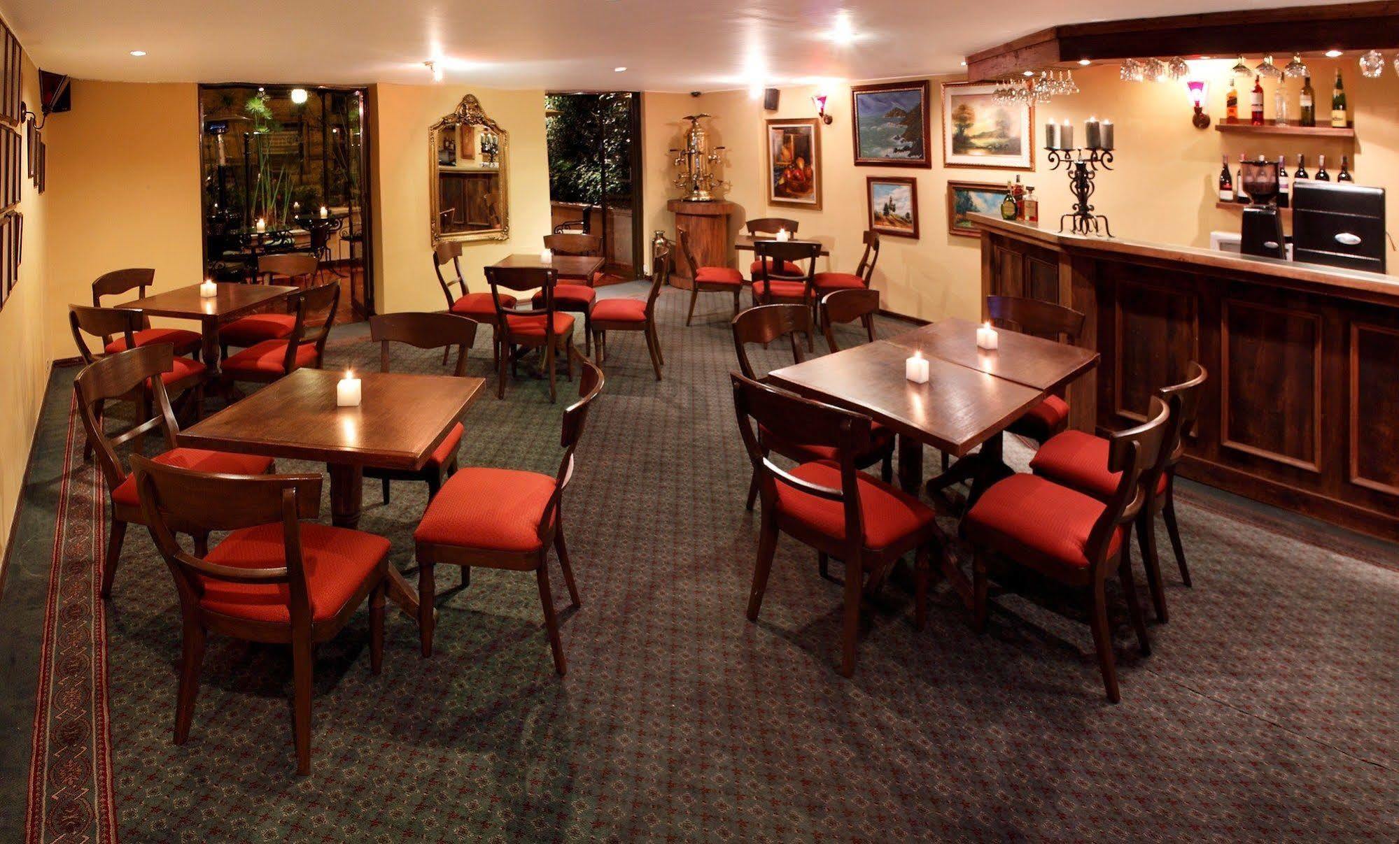 Hotel Estelar Suites Jones ボゴタ レストラン 写真